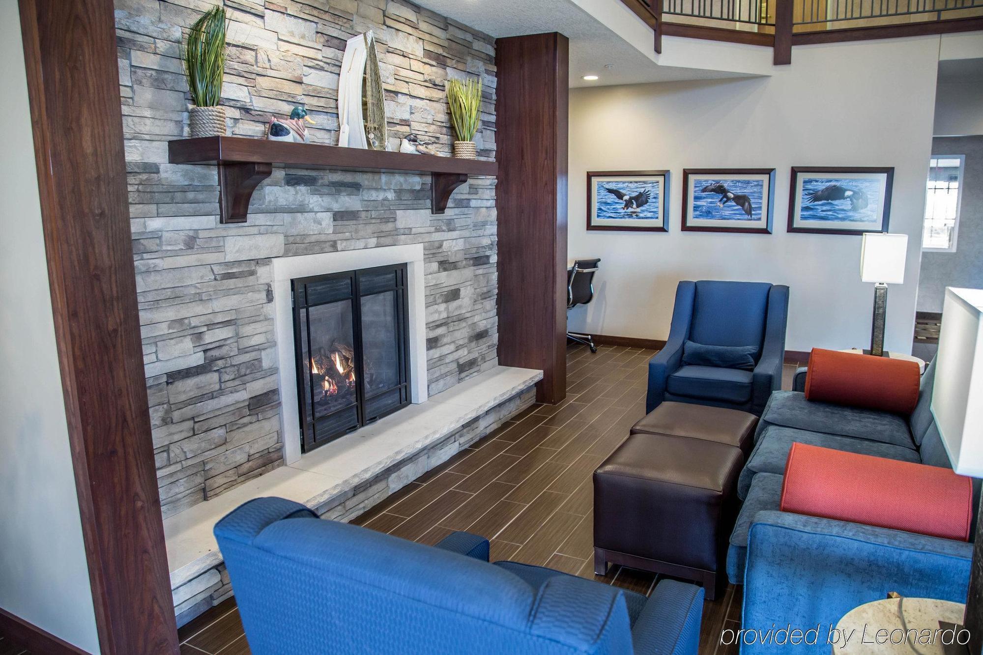 Comfort Inn & Suites Riverview Le Claire Exterior foto