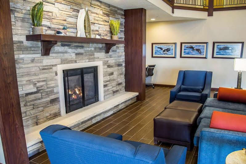Comfort Inn & Suites Riverview Le Claire Exterior foto