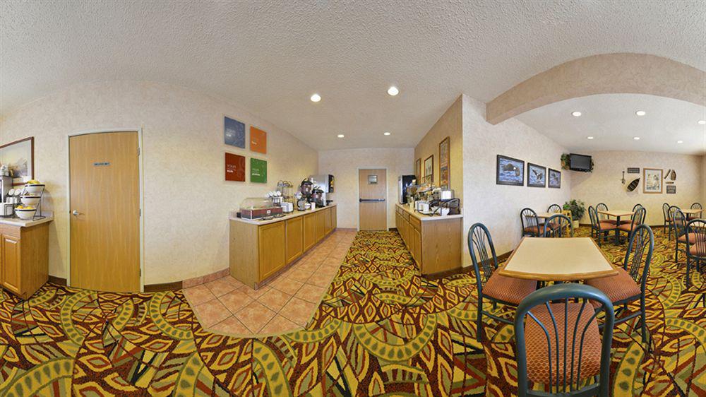 Comfort Inn & Suites Riverview Le Claire Exterior foto