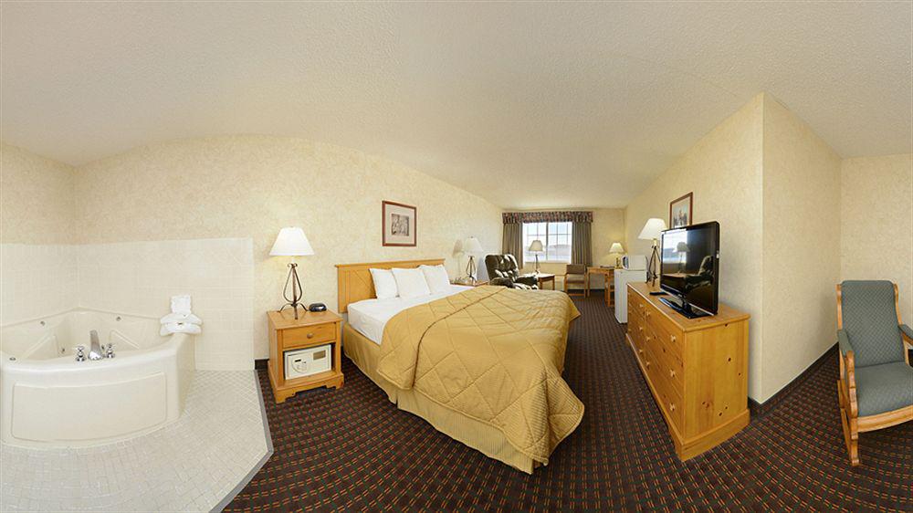 Comfort Inn & Suites Riverview Le Claire Exterior foto
